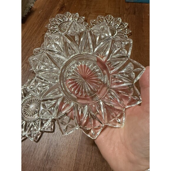FEDERAL GLASS 1950’s Clear Glass Petal Pattern 6 1/4” Plates 12 Point 6 PCs - Picture 6 of 9